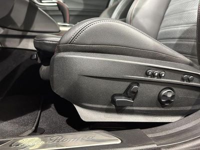 Rot Gebraucht 2023 Alfa Romeo Giulia Competizione Limousine | 33.990 € (Guter Preis)