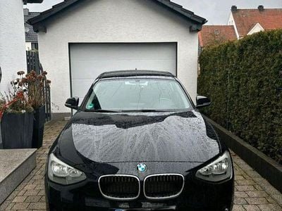 Gebraucht BMW 114 102 PS (75 kW) 2013 Schwarz Kleinwagen