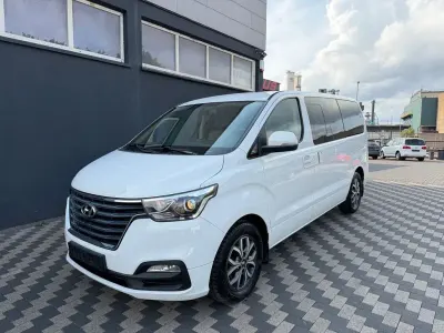 Gebraucht Hyundai H-1 Premium 170 PS (125 kW) 2020 Weiß Van / Kleinbus
