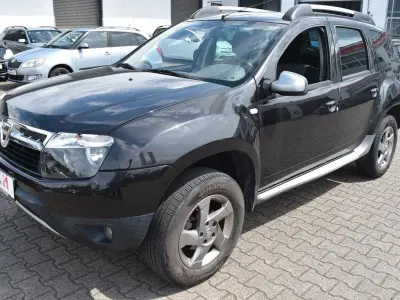 Gebraucht Dacia Duster Lauréate 105 PS (77 kW) 2013 Schwarz SUV