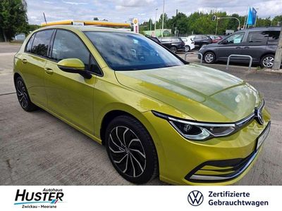 Gebraucht VW Golf VIII Active 131 PS (96 kW) 2021 Limonengelb metallic 6838 (metallic) Limousine