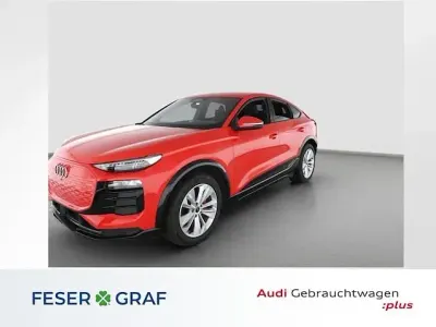 Gebraucht Audi Q6 Sportback e-tron Comfort 119 kW (163 PS) 2025 Soneirarot metallic SUV