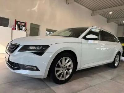 Gebraucht Skoda Superb Style 150 PS (110 kW) 2018 Weiß Kombi