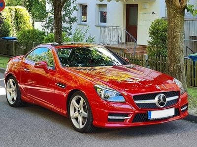 Gebraucht Mercedes SLK350 AMG 306 PS (225 kW) 2011 Rot Cabrio