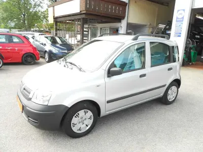 Gebraucht Fiat Panda Dynamic 60 PS (44 kW) 2009 Silber metallic Kleinwagen