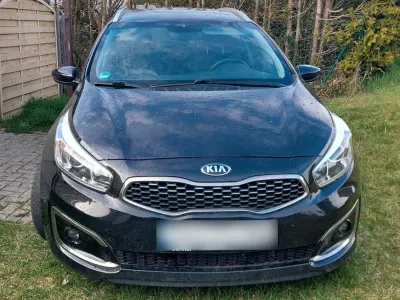 Gebraucht Kia Ceed Sportswagon 135 PS (99 kW) 2017 Schwarz Kombi