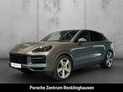 Gebraucht Porsche Cayenne E-Hybrid Coupe 470 PS (345 kW) 2024 Grau SUV
