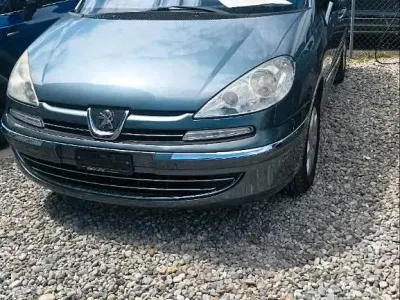 Gebraucht Peugeot 807 135 PS (99 kW) 2014 Grau Van / Kleinbus