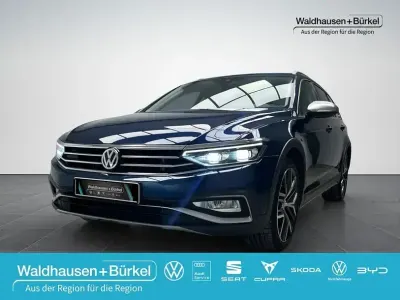 Gebraucht VW Passat Alltrack 190 PS (139 kW) 2020 Aquamarinblau Kombi