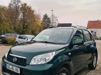 Używany Daihatsu Terios 105 KM (77 kW) 2012 Zielony SUV