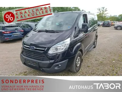 Gebraucht Ford 300 Titanium 155 PS (114 kW) 2015 Unbekannt Van / Kleinbus