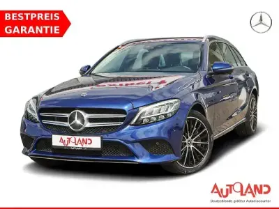 Gebraucht Mercedes C300e 320 PS (235 kW) 2021 Blau Kombi
