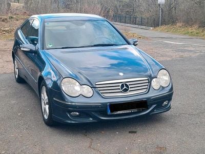 Gebraucht Mercedes CLC200 163 PS (119 kW) 2006 Grau Kleinwagen