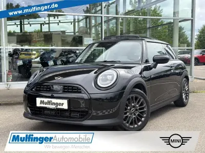 Używany Mini Cooper 114 kW (156 KM) 2025 Czarny Hatchback