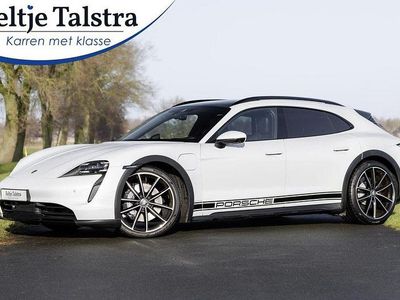 Second-hand Porsche Taycan Cross Turismo 280 kW (381 CP) 2023 Alb Berlinǎ