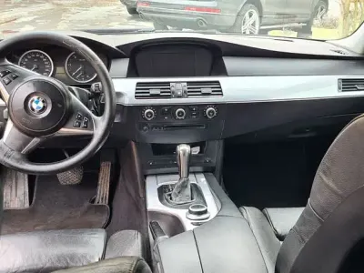 Usata BMW 530 231 CV (169 kW) 2004 Nero Station wagon