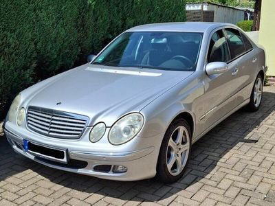 Mercedes E240