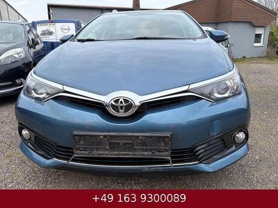 Gebraucht Toyota Auris Design 116 PS (85 kW) 2015 Blau Limousine