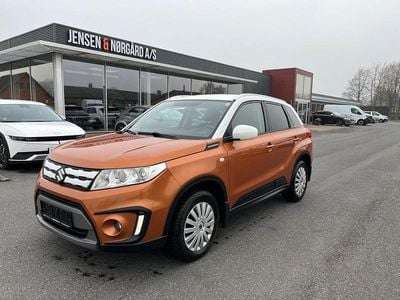 Usado Suzuki Vitara 120 HP (88 kW) 2015 Laranja SUV
