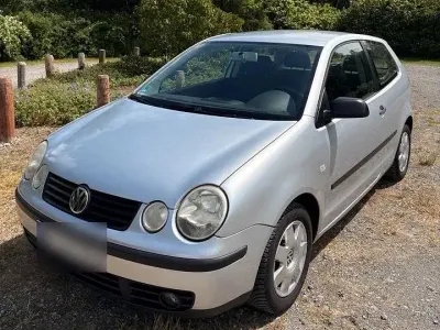 Gebraucht VW Polo 75 PS (55 kW) 2003 Silber Kleinwagen