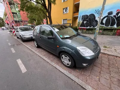 Gebraucht Ford Fiesta Ghia 102 PS (75 kW) 2003 Grün Kleinwagen