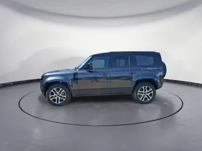 Neu Land Rover Defender SE Dynamic 300 PS (220 kW) 2026 Grau SUV