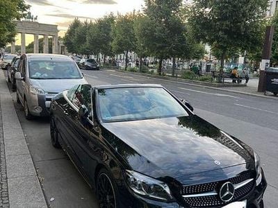 Second-hand Mercedes C300 245 CP (180 kW) 2021 Negru Cabrio