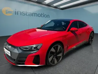 Używany Audi e-tron 350 kW (476 KM) 2021 Czerwony SUV