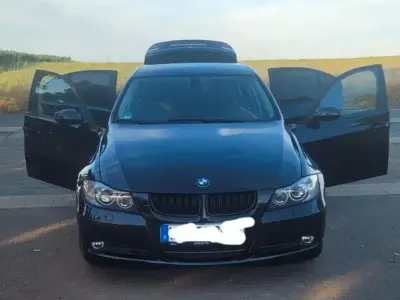 Gebraucht BMW 320 150 PS (110 kW) 2005 Schwarz Limousine