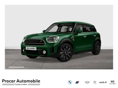 Gebraucht Mini Cooper S Countryman Classic 178 PS (130 kW) 2023 British racing green iv SUV