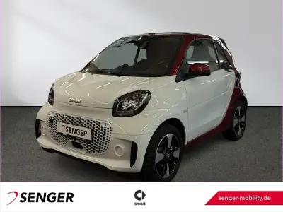 Second-hand Smart ForTwo Electric Drive Passion 60 kW (82 CP) 2022 Alb Cabrio