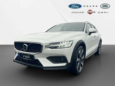 Gebraucht Volvo V60 CC Ultimate 197 PS (144 kW) 2024 Andere farbe Kombi