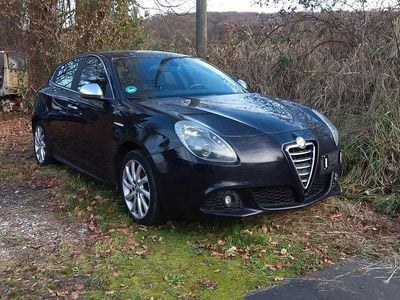 Schwarz Gebraucht 2012 Alfa Romeo Giulietta Turismo Limousine | 3.450 €