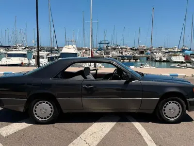 Gebraucht Mercedes 300 188 PS (138 kW) 1990 Schwarz Coupé
