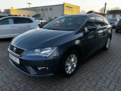 Używany Seat Leon ST Style 140 KM (102 kW) 2019 Szary Kombi