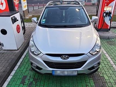 Second-hand Hyundai ix35 163 CP (119 kW) 2013 Argintiu SUV