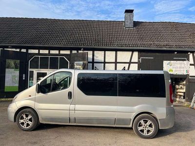 Gebraucht Opel Vivaro 114 PS (83 kW) 2008 Grau Van / Kleinbus
