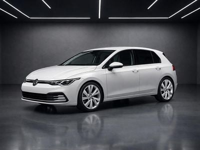 Gebraucht VW Golf VII Active 150 PS (110 kW) 2021 Weiß Kleinwagen