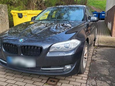 Gebraucht BMW 520 184 PS (135 kW) 2012 Grau Kombi
