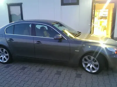 Gebraucht BMW 525 Performance 177 PS (130 kW) 2006 Grau Limousine