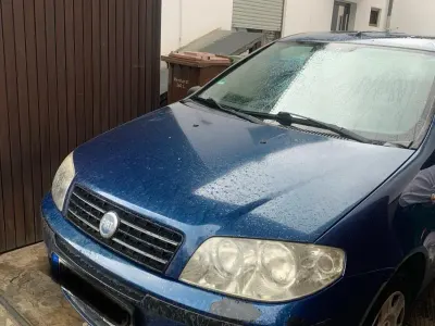 Gebraucht Fiat Punto 60 PS (44 kW) 2004 Blau Kleinwagen