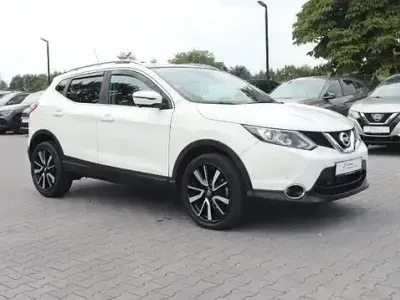 Gebraucht Nissan Qashqai 360º 131 PS (96 kW) 2015 Weiß SUV