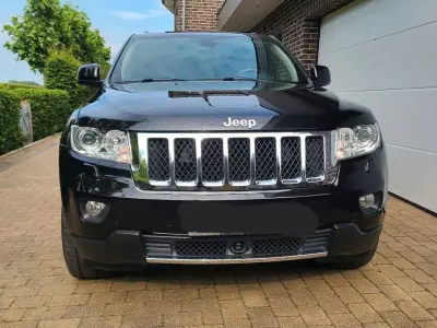 Gebraucht Jeep Grand Cherokee Overland 241 PS (177 kW) 2011 Schwarz SUV