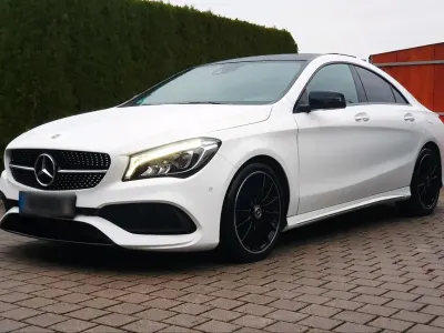 Gebraucht Mercedes CLA220 AMG line 184 PS (135 kW) 2018 Weiß Limousine