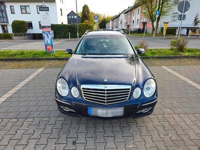 Usata Mercedes E320 Avantgarde 224 CV (164 kW) 2008 Blu Station wagon