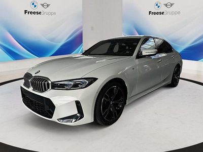 Alpinweiss iii Neu 2025 BMW 320 Performance Limousine | 51.790 € (Superpreis)