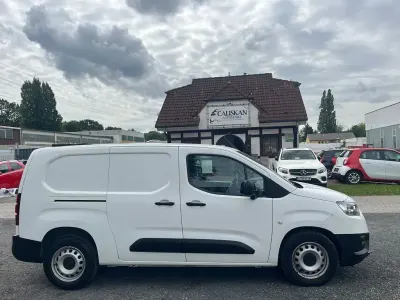 Gebraucht Toyota Proace City City 131 PS (96 kW) 2020 Weiß Van / Kleinbus