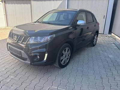Second-hand Suzuki Vitara 140 CP (102 kW) 2018 Negru SUV