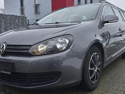 Gebraucht VW Golf VI Comfortline 105 PS (77 kW) 2010 Grau Kleinwagen