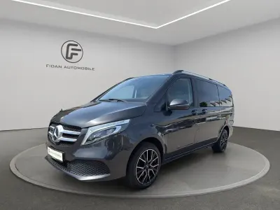 Usata Mercedes V300 Edition 237 CV (174 kW) 2022 Grigio Monovolume